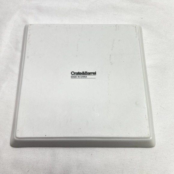 Crate and Barrel Travel Plate Appetizer Plate City Scene BARCELONA Replacement - Picture 2 of 5